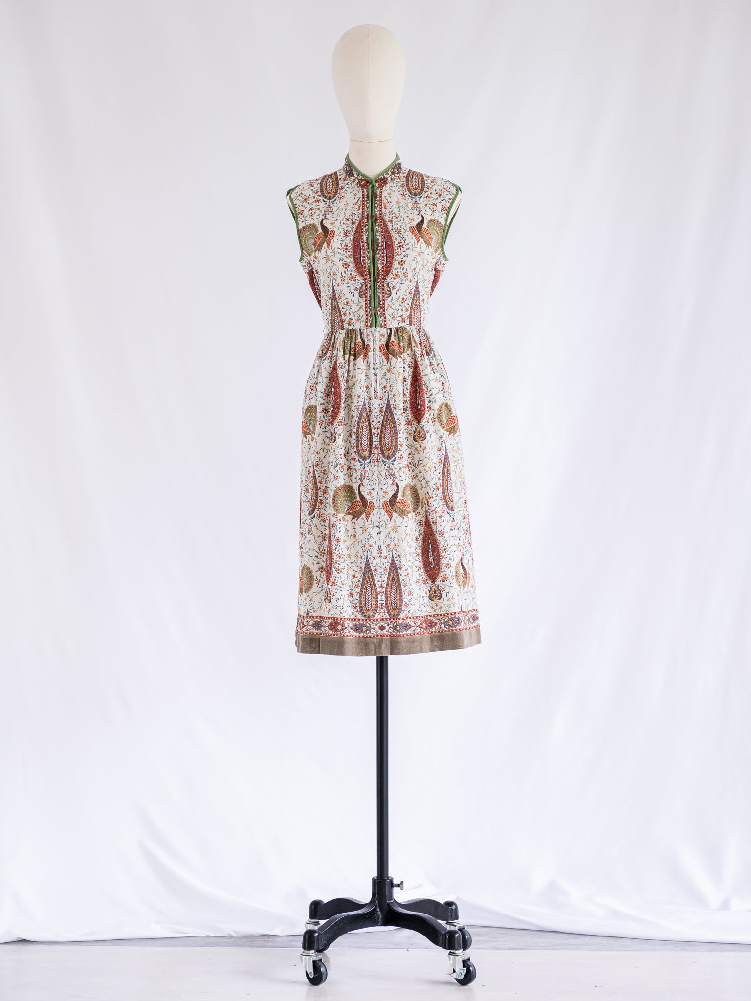 Sugar Cream Vintage White Polyester Peacock Print Midi Dress