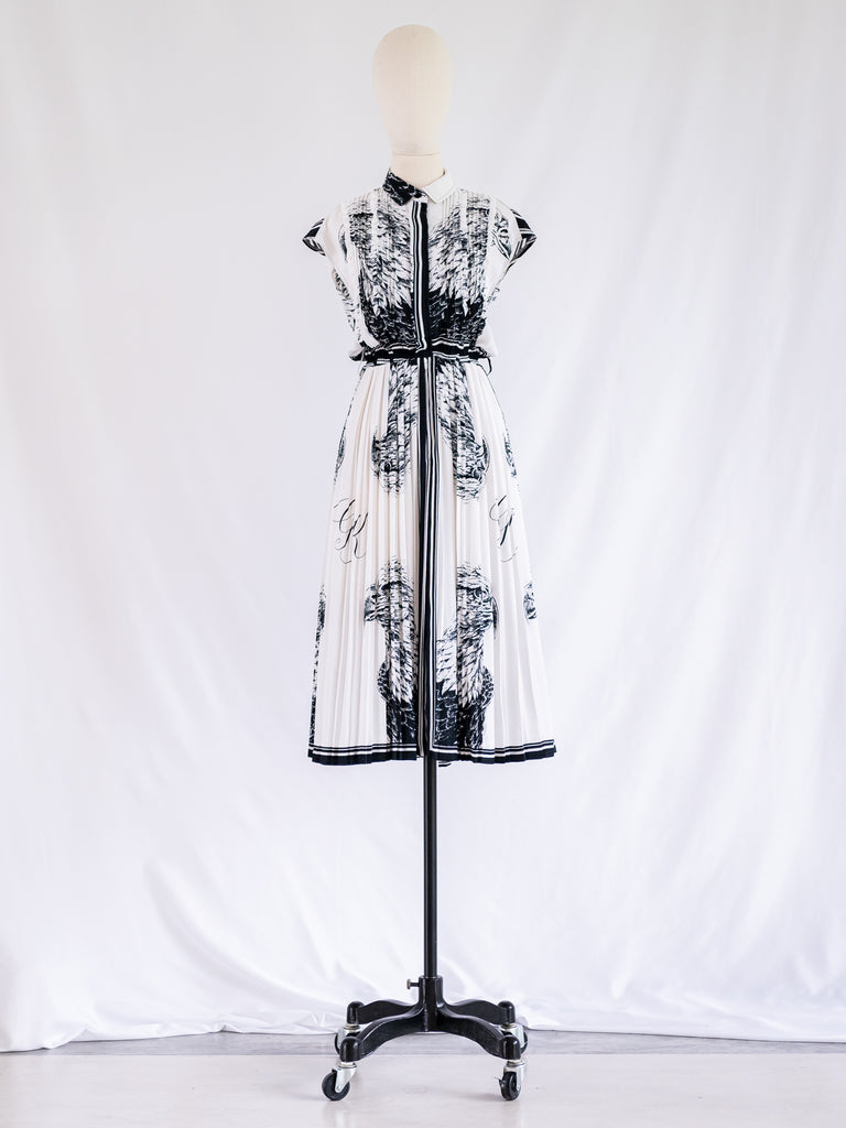 Vintage White Mandarin Collar Pintex Detail Chiffon Midi Dress