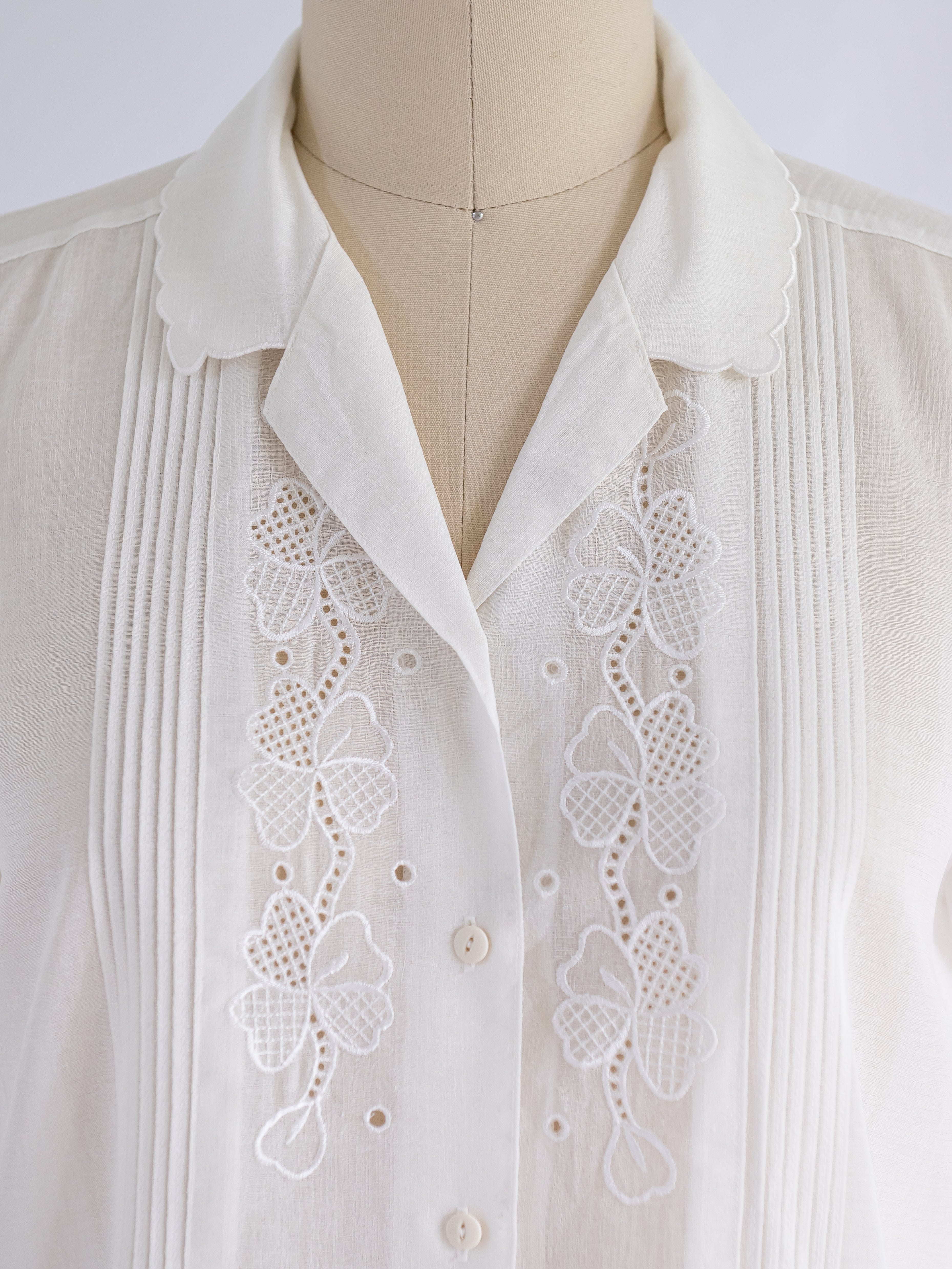 Vintage Geiger Collections Austria Collared Button Up Knit