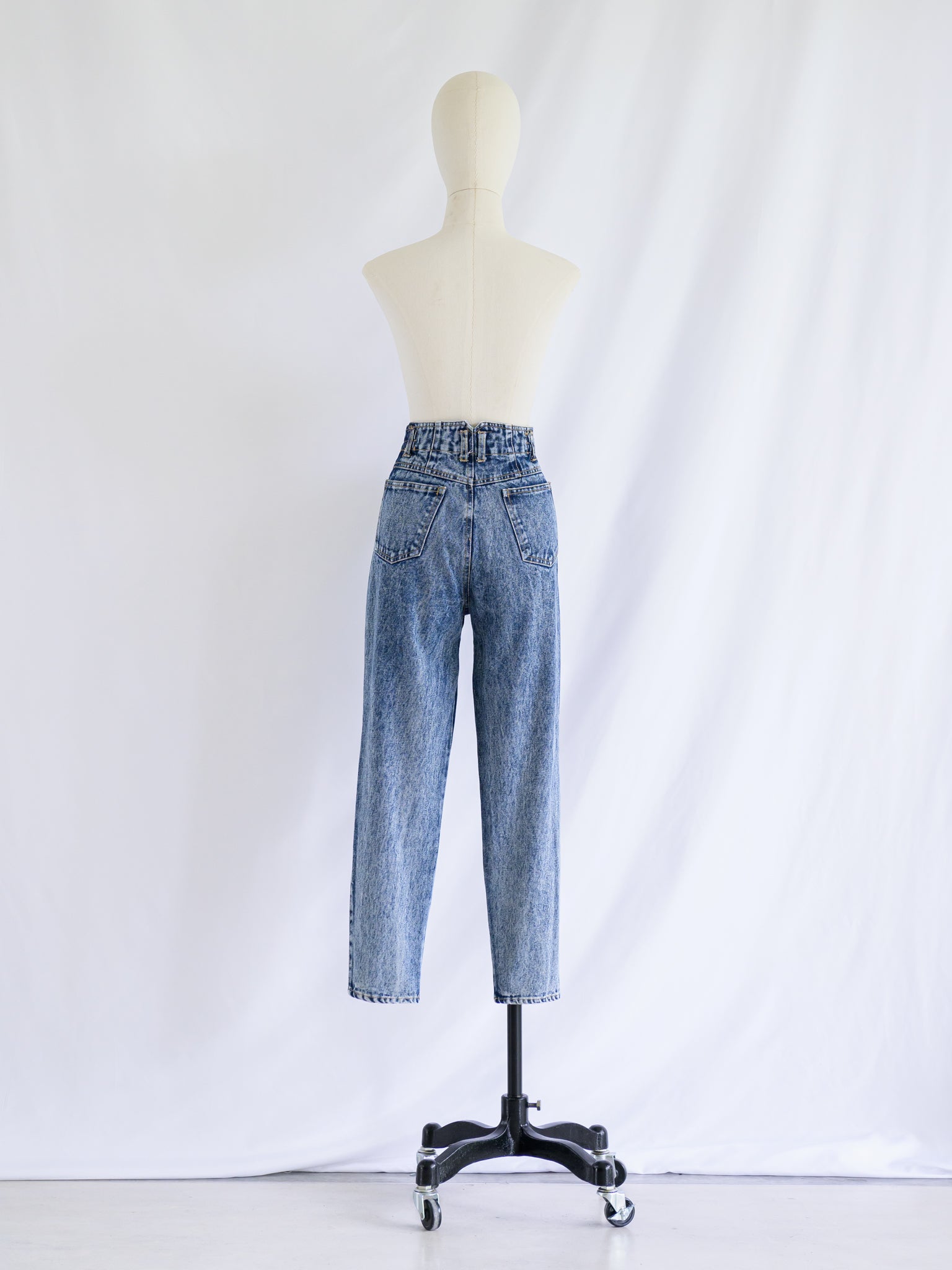 Vintage Slim Fit Blue Wide Waist 4-Pocket Denim Jeans