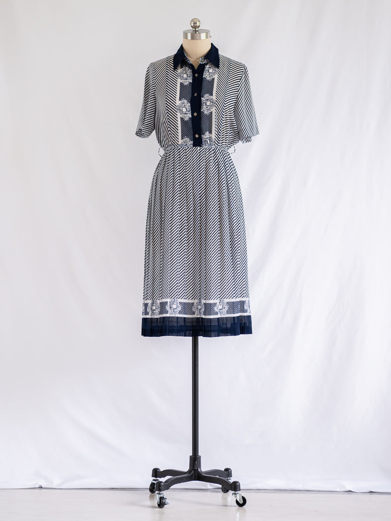 Vintage Blue and White Stripe Collared Half Sleeve Pleated Midi Dress