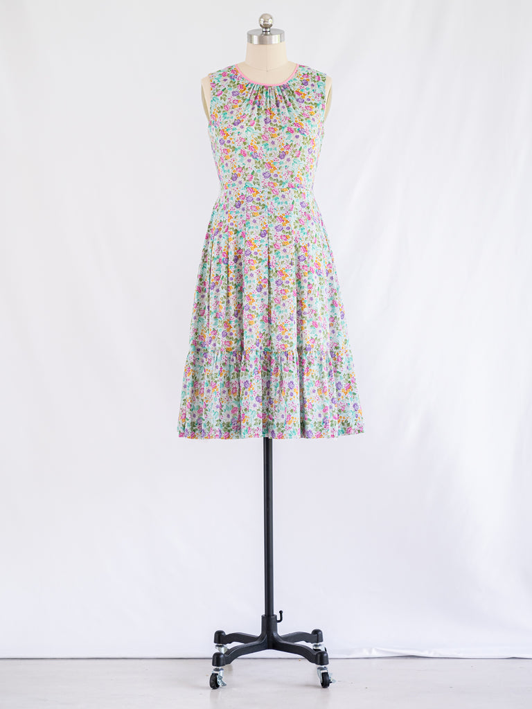 Vintage Sleeveless Round Neck Colourful Floral Print Midi Dress