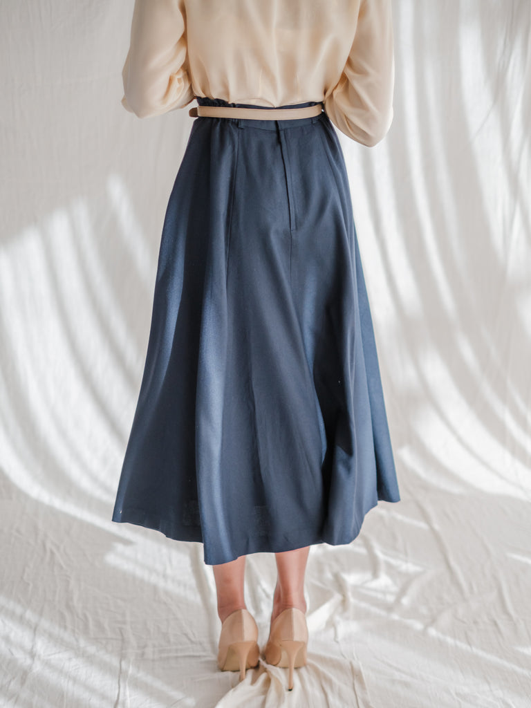 Vintage navy shop blue skirt