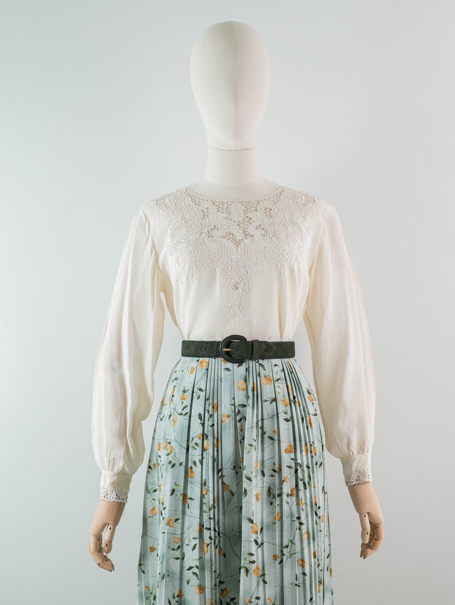 Ivory silk embroidered vintage blouse