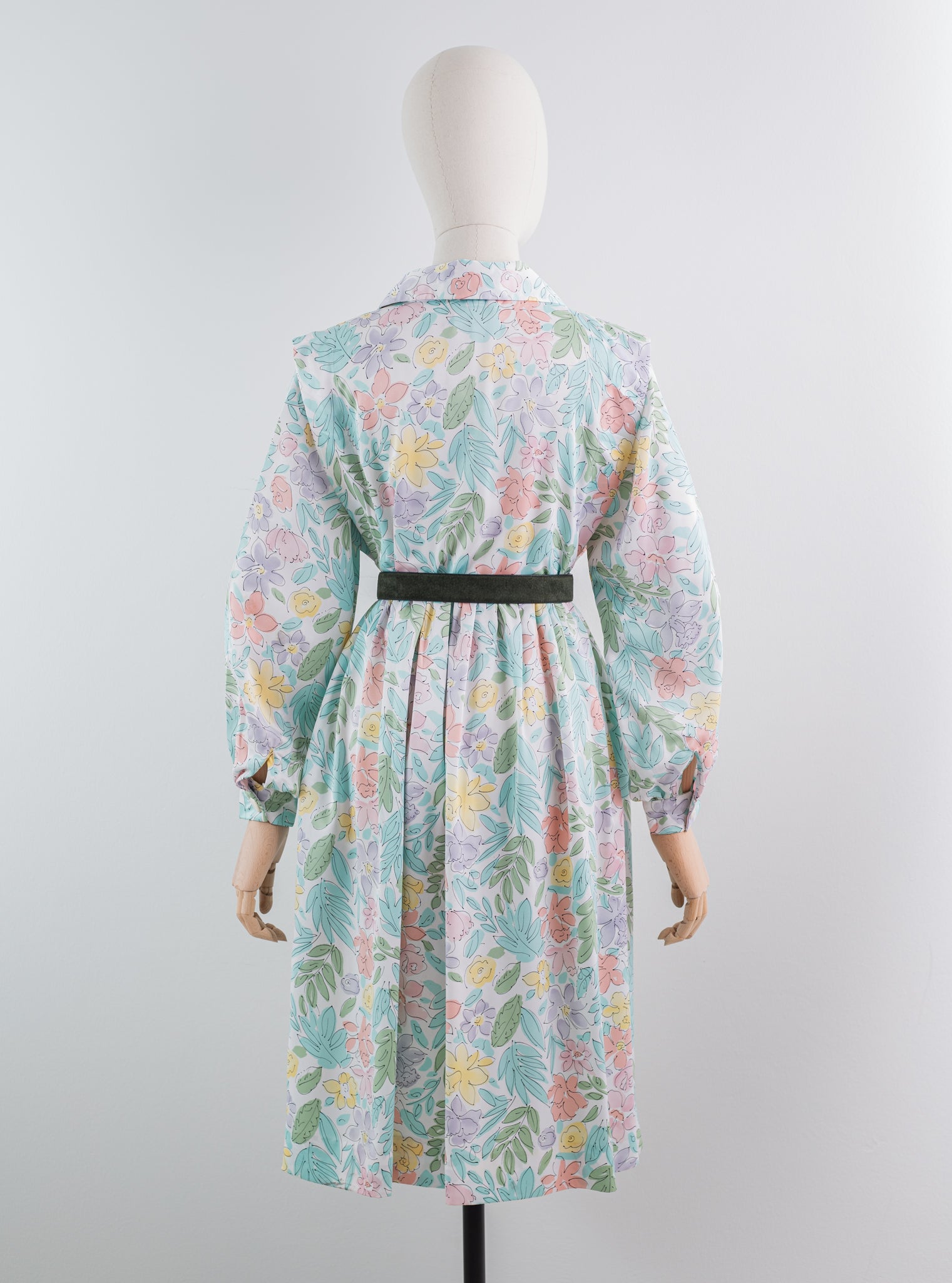 Floral print long sleeve vintage dress