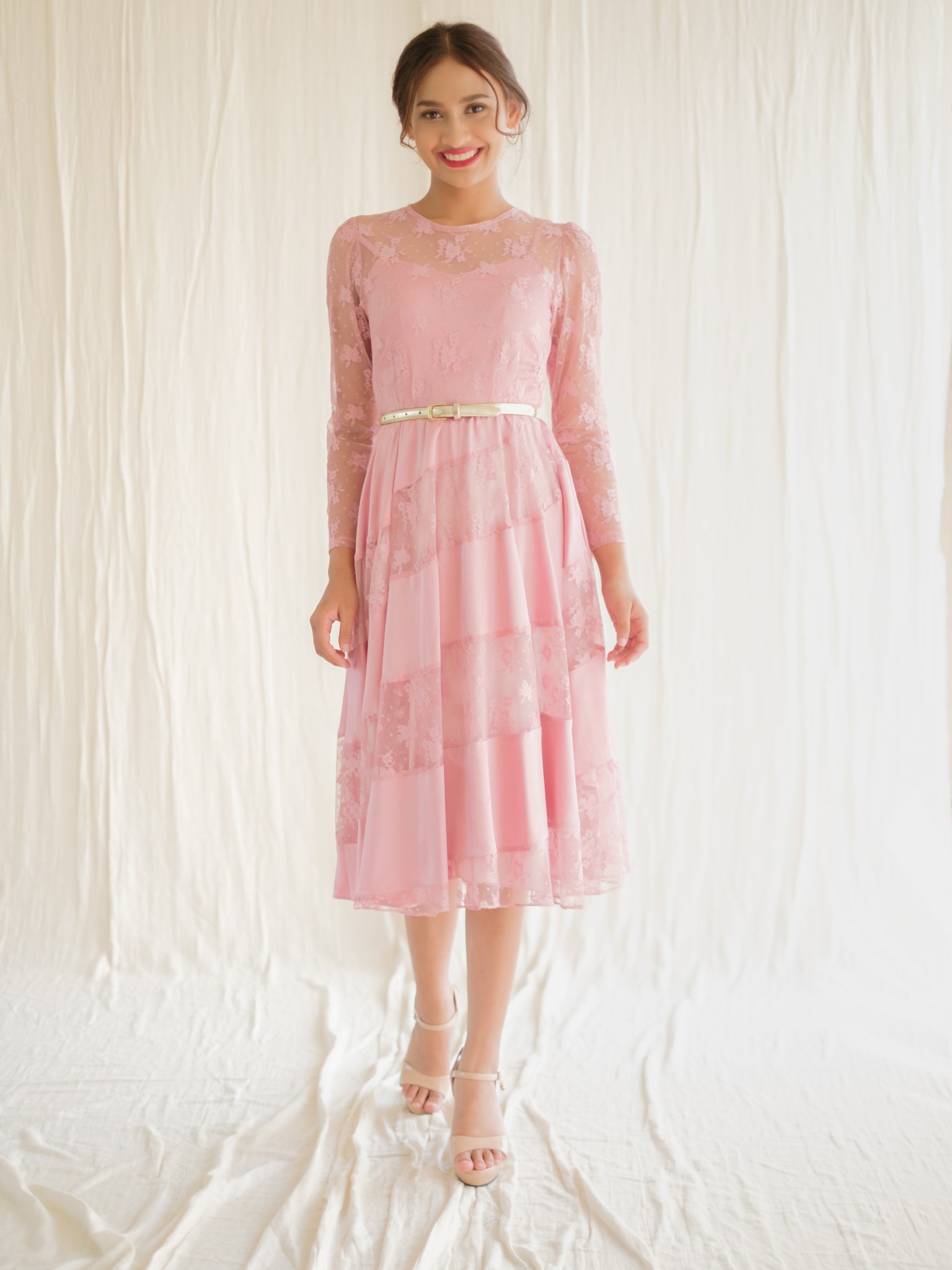 Pink lace long sleeve vintage dress
