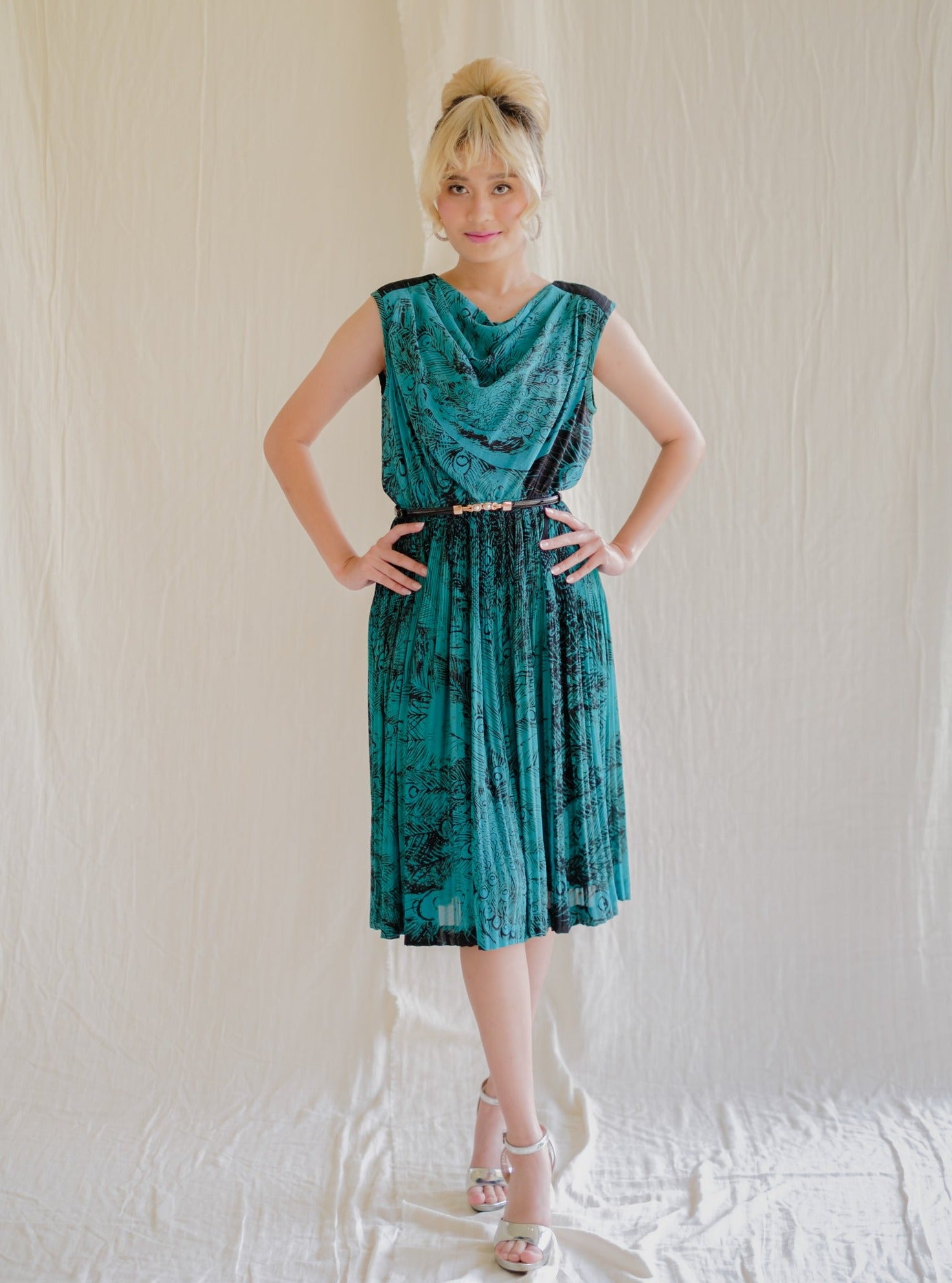 Green Peacock feather vintage dress