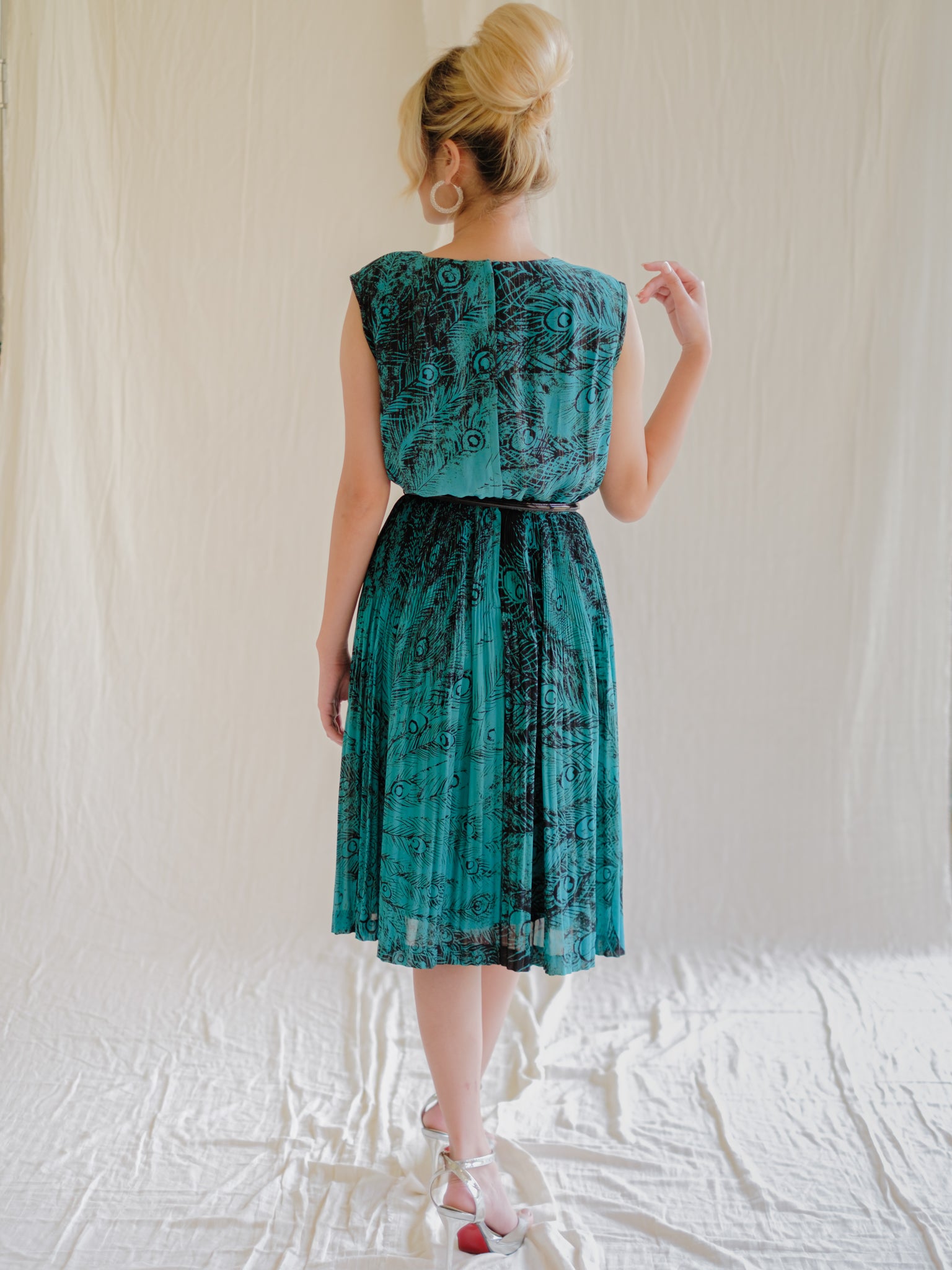 Green Peacock feather vintage dress