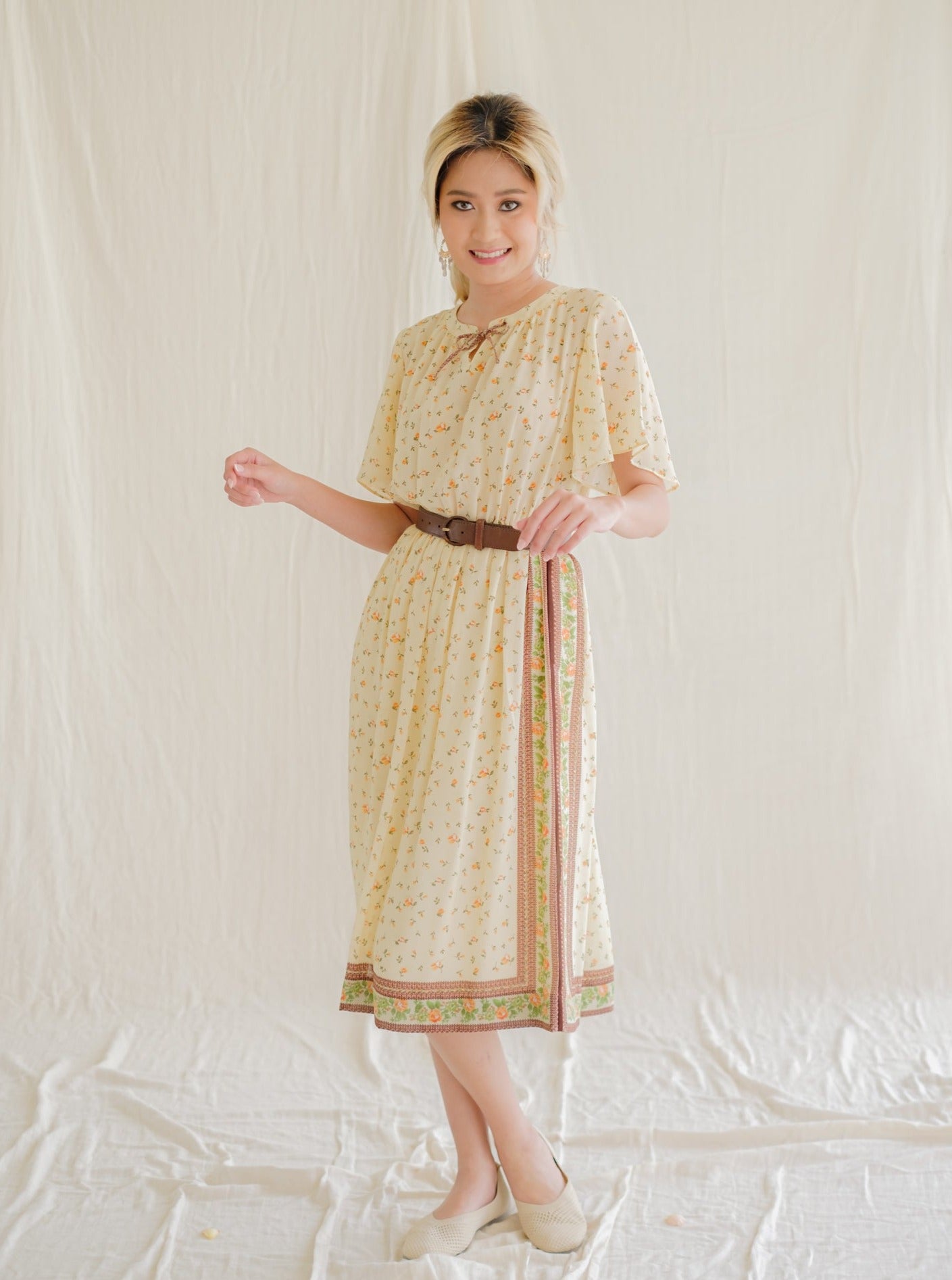 Yellow ditsy floral vintage dress