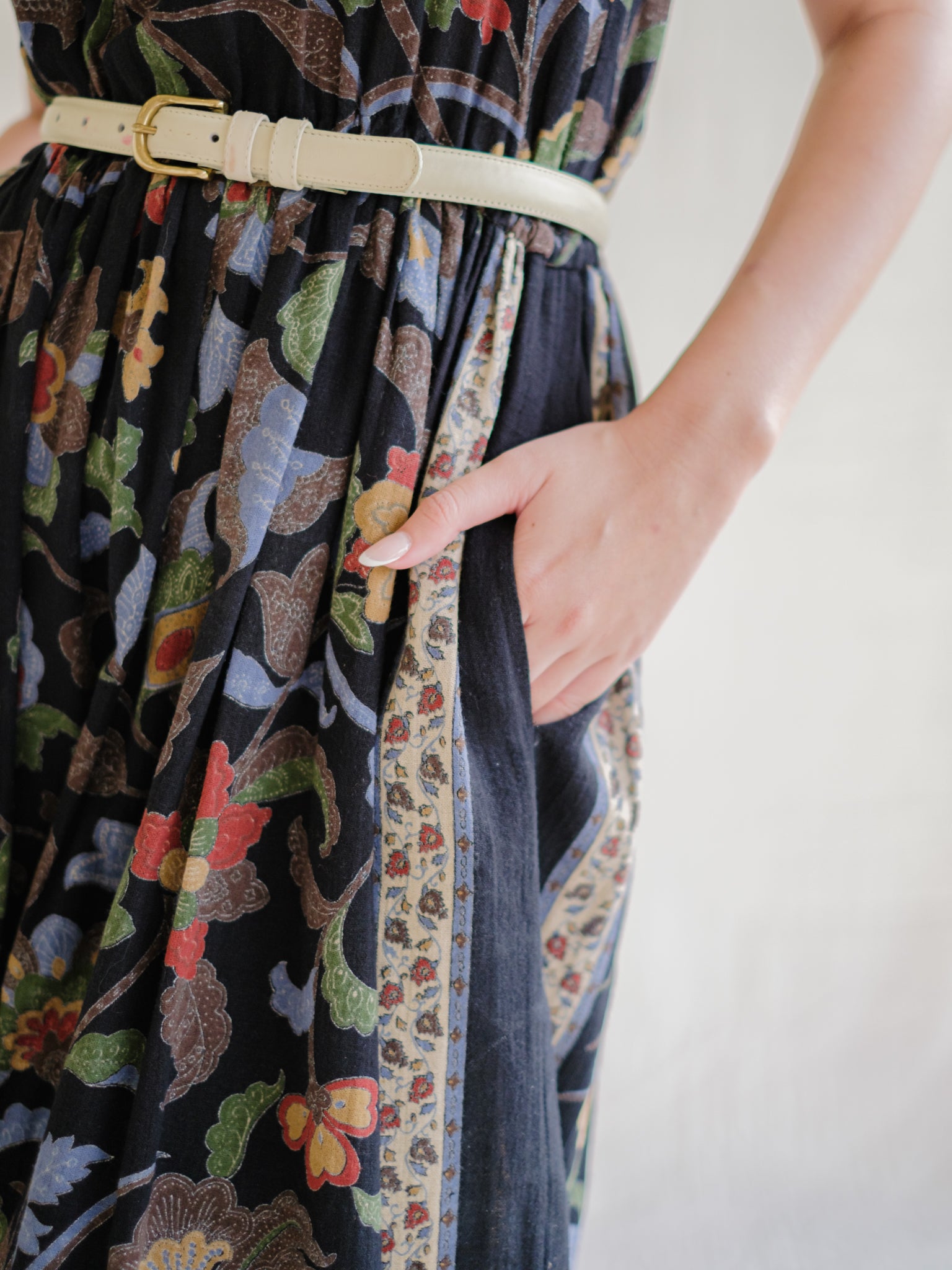 Floral wide strap vintage dress