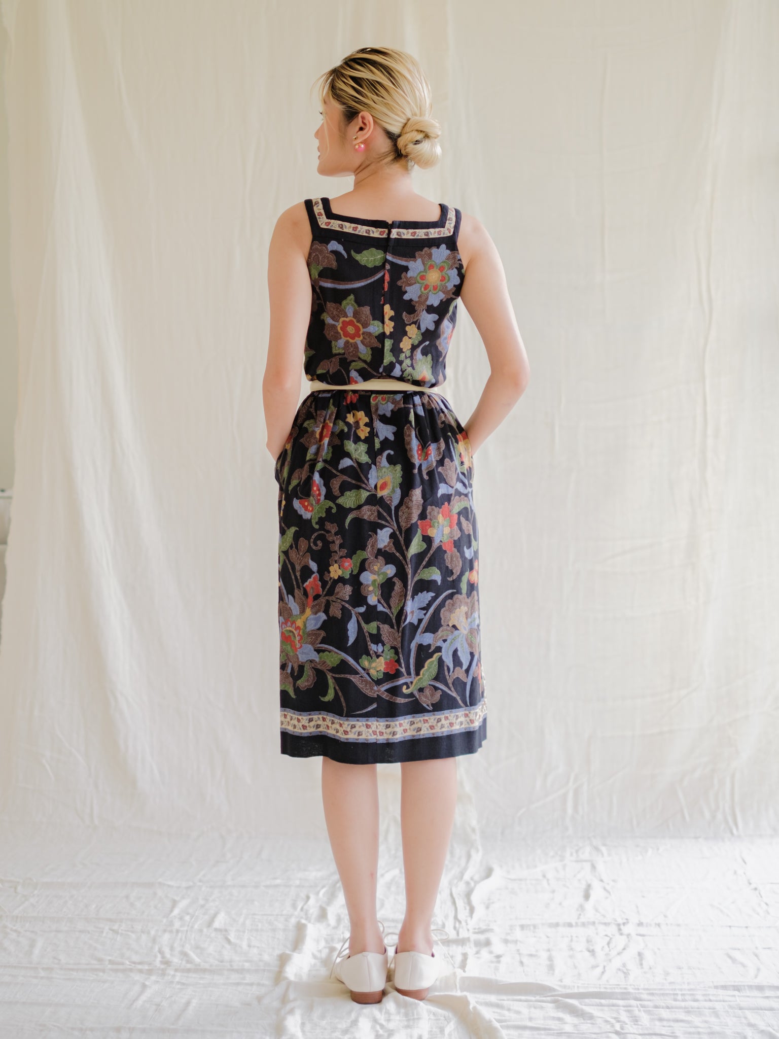 Floral wide strap vintage dress