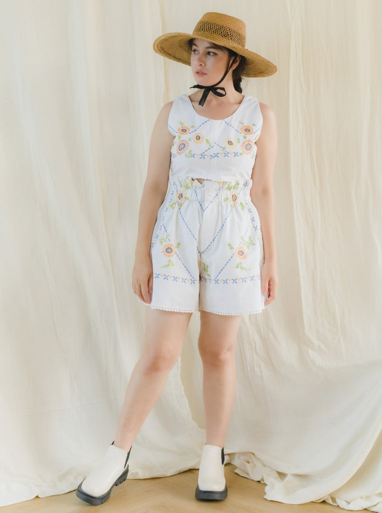 SUGARCREAM_REDESIGN_TOP_SHORTS_WHITE_SET_UPCYCLED_SUNFLOWER_EMBROIDERED_1