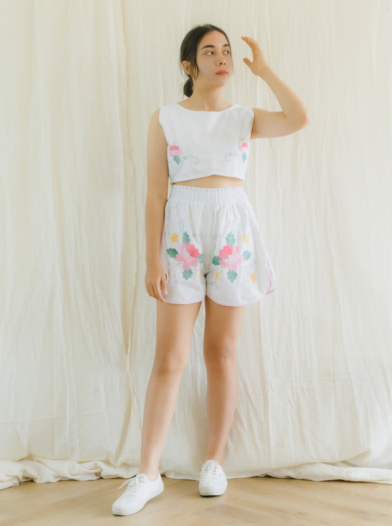 SUGARCREAM_REDESIGN_TOP_SHORTS_WHITE_SET_UPCYCLED_FLORAL_HAND_EMBROIDERED_1