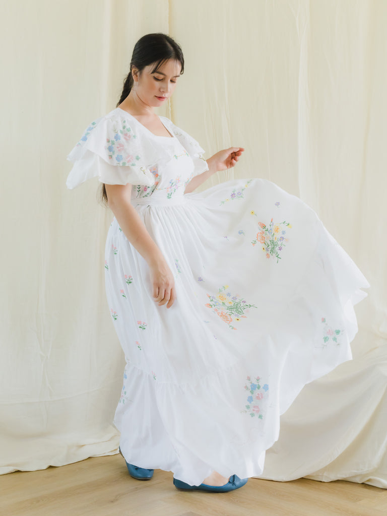Sugar Cream Re-Dress Upcycled Wildflower Embroidered White Maxi Dress Sugar Cream Re-Dress Upcycled Wildflower Embroidered White Maxi Dress