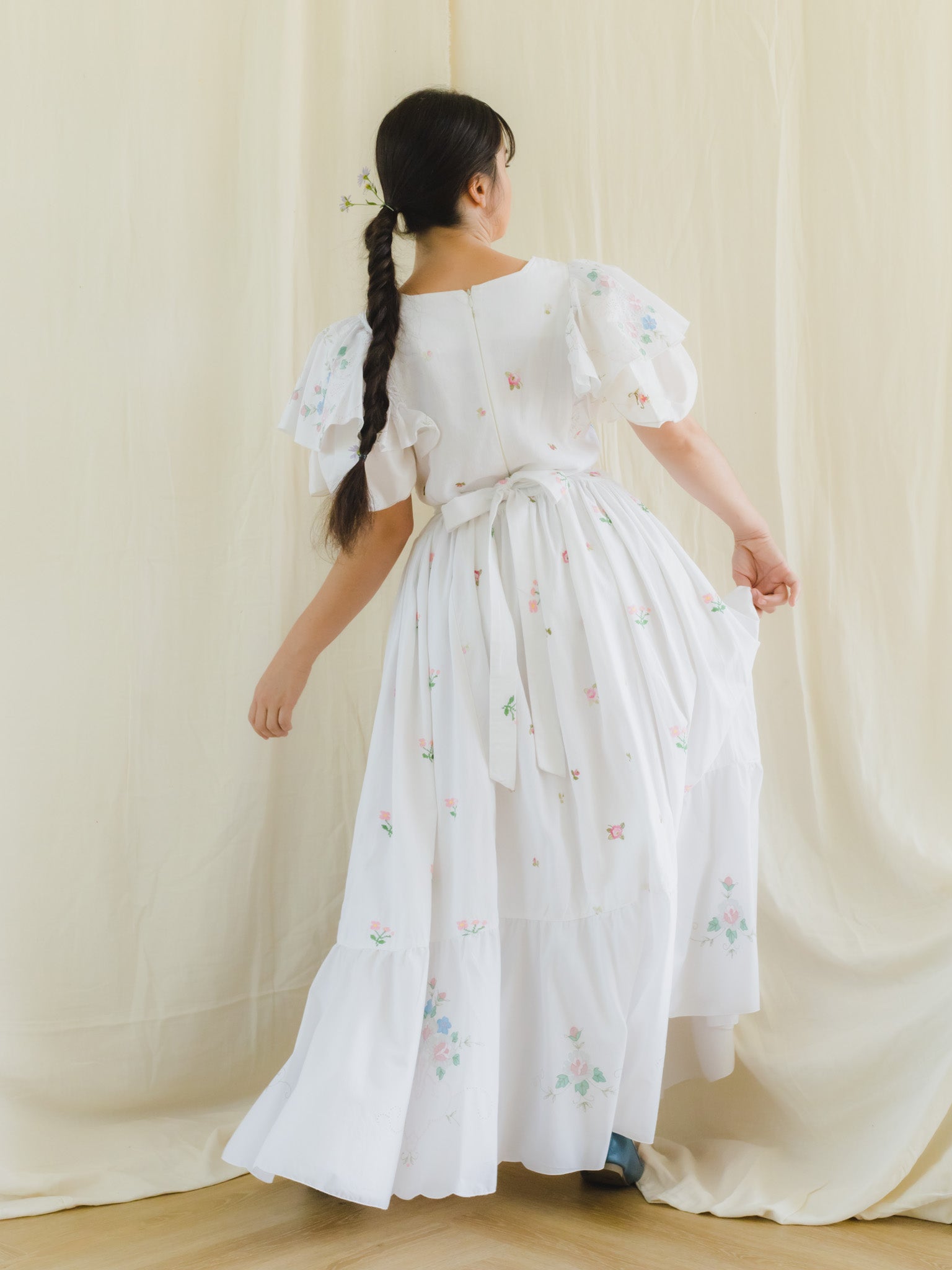 Sugar Cream Re-Dress Upcycled Wildflower Embroidered White Maxi Dress Sugar Cream Re-Dress Upcycled Wildflower Embroidered White Maxi Dress