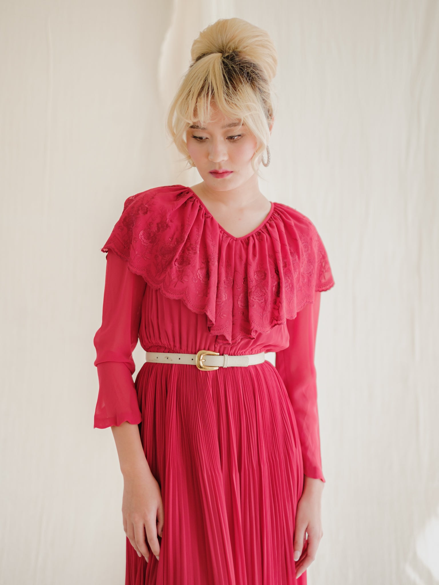 Red long sleeve vintage evening gown