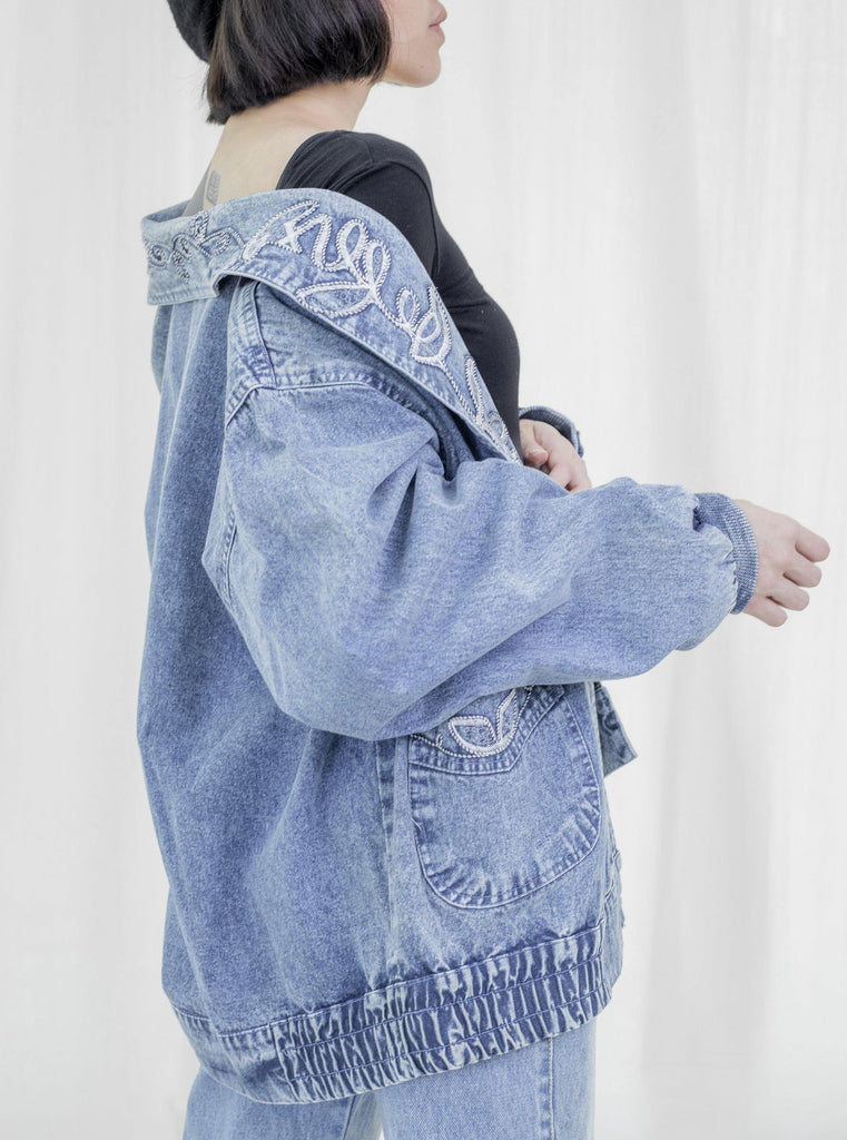 SUGARCREAM_VINTAGE_WHITE_EMBROIDERED_OVERSIZED_BLUE_DENIM_JACKETS_2